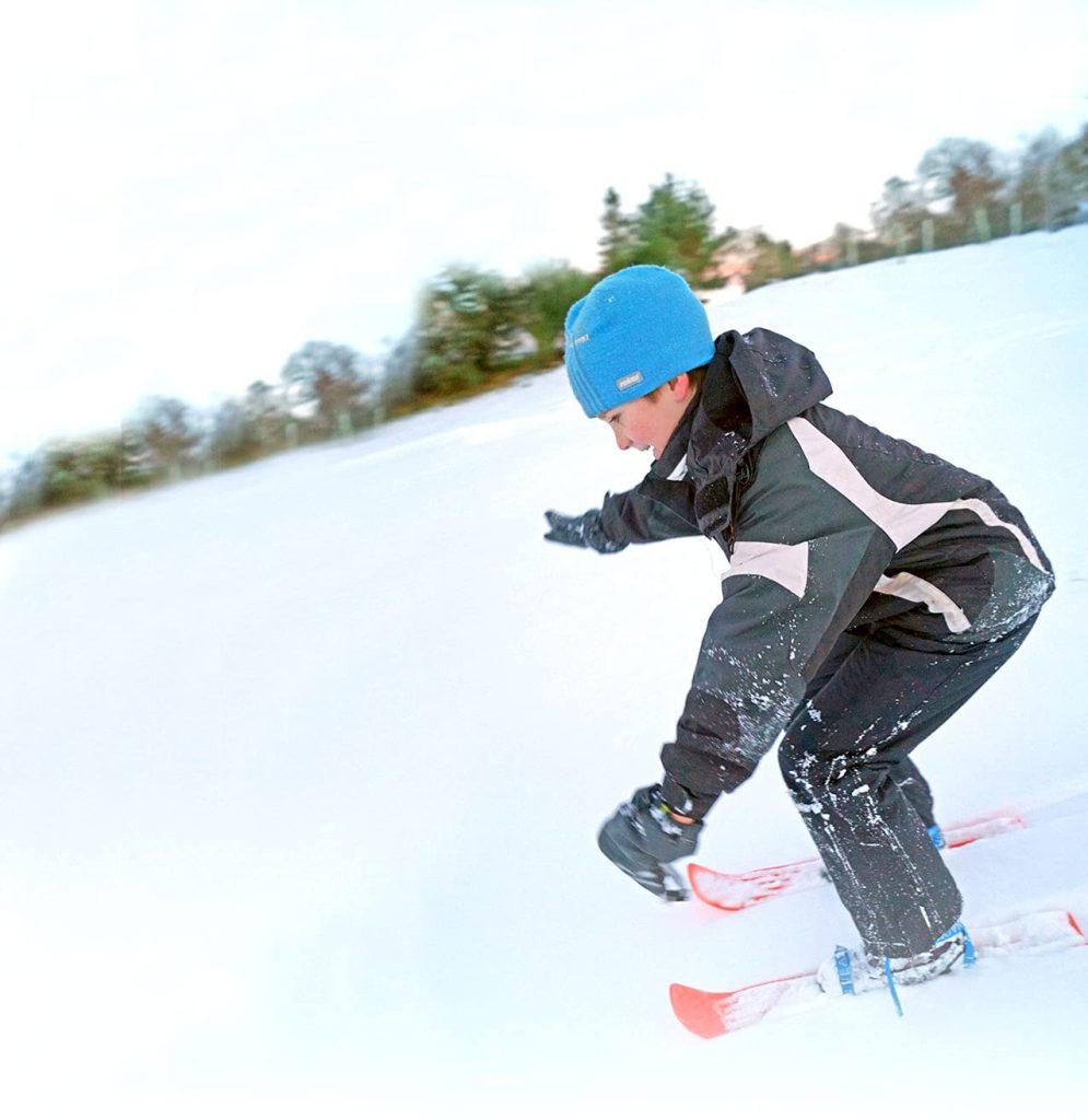 Skis flexibles Team Magnus, pour débutants, avec sangles solides - Mini skis  en plastique durable, pour la
